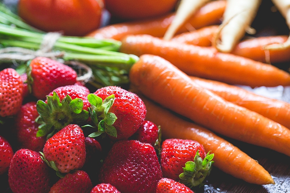 Preparing Fresh Breakfast: Strawberries & Carrots